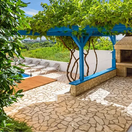 Istria Seaview Private Pool And Garage By Rentistra Umag