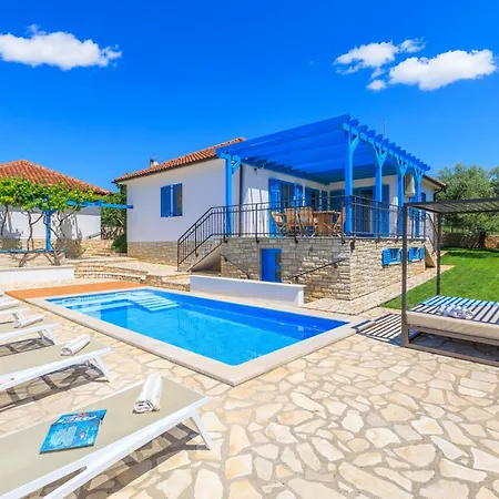 Vila Istria Seaview Private Pool And Garage By Rentistra
