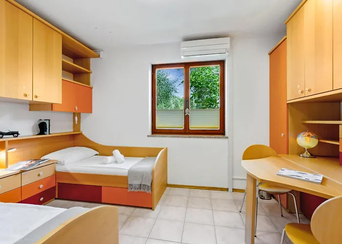 Istria Seaview Private Pool And Garage By Rentistra